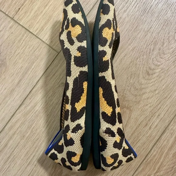 Rothy’s Leopard Print Women's “Point” flats - Picture 5 of 7